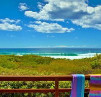 Surfside on Mollymook Beach - Lightning Ridge Tourism