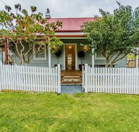 Hindmarsh Park Holiday Cottage - Lightning Ridge Tourism