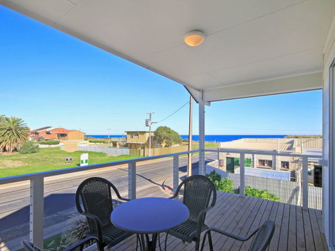 Century 21 SouthCoast: Moana Blue - Lightning Ridge Tourism 8