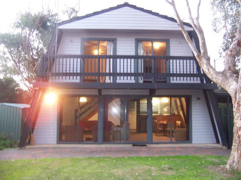 Century 21 SouthCoast: Moana Blue - Lightning Ridge Tourism 34