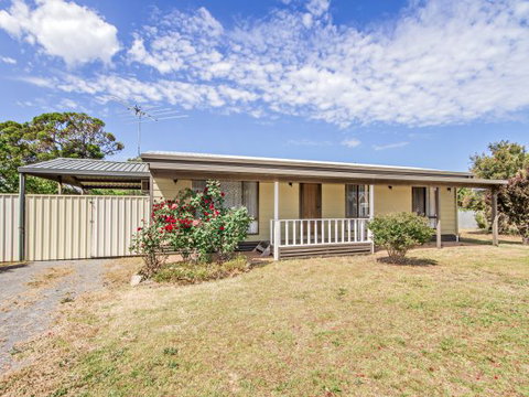 Century 21 SouthCoast: Moana Blue - Lightning Ridge Tourism 50
