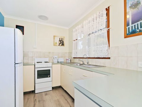 Century 21 SouthCoast: Moana Blue - Lightning Ridge Tourism 53