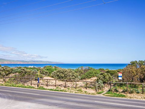 Century 21 SouthCoast: Moana Blue - Lightning Ridge Tourism 88