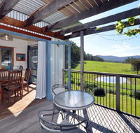 Wedge-tail Loft - Lightning Ridge Tourism