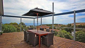 Coral Sands Seaview Beach House - Lightning Ridge Tourism 0