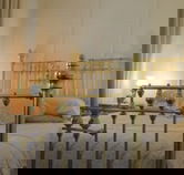 Angas Cottage - Lightning Ridge Tourism