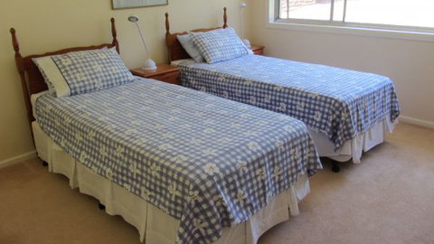 Jacaranda Bed And Breakfast - Lightning Ridge Tourism 3