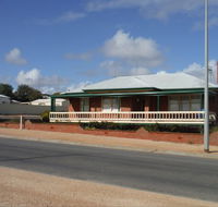 Sea Crest - Lightning Ridge Tourism