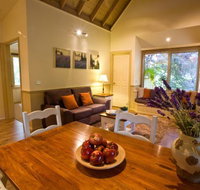 Autumn Abode Cottages - Lightning Ridge Tourism