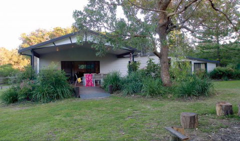 Plomer Beach House - Lightning Ridge Tourism 0