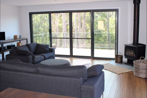 Rolands Feet Retreat - Lightning Ridge Tourism 3