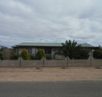 Shore is Nice - Lightning Ridge Tourism