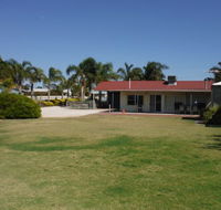 The Palms - Lightning Ridge Tourism