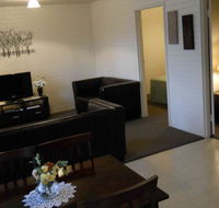 BJs Short Stay Apartments - Lightning Ridge Tourism