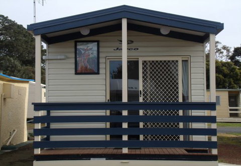 Lake Colac Caravan Park - Lightning Ridge Tourism 4