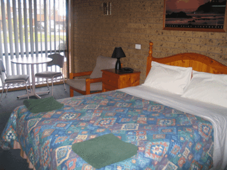 Baronga Motor Inn - Lightning Ridge Tourism 0