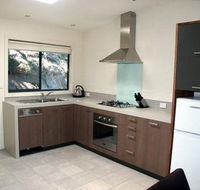 Beacon Point Ocean View Villas - Lightning Ridge Tourism