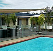 Ryley Motor Inn - Lightning Ridge Tourism