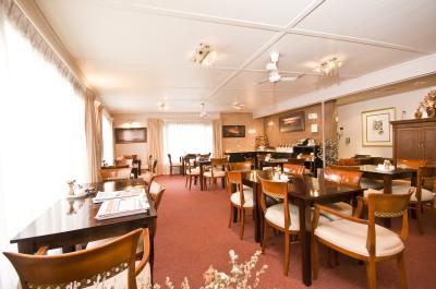 Quality Inn Country Plaza Queanbeyan - Lightning Ridge Tourism 3