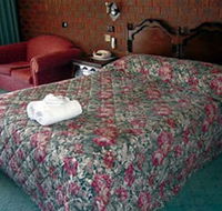 Bell Tower Motor Inn - Lightning Ridge Tourism