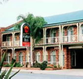 Hamiltons Henry Parkes - Lightning Ridge Tourism