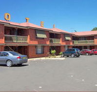 Poets Recall Motel - Lightning Ridge Tourism