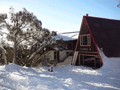 Double B Ski Lodge - Lightning Ridge Tourism