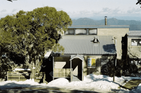 Merrijig Ski Club - Lightning Ridge Tourism 1