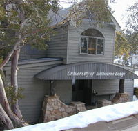 University of Melbourne Lodge - Lightning Ridge Tourism