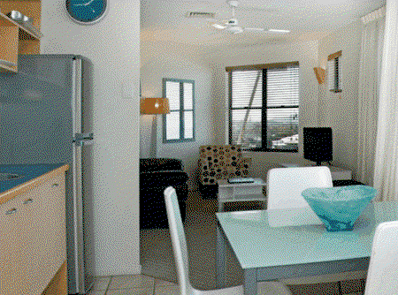 The Beach Retreat Coolum - Lightning Ridge Tourism 2