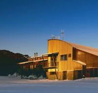The Stables Resort - Lightning Ridge Tourism