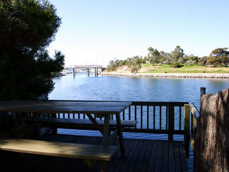 Lincoln Cove Villas - Lightning Ridge Tourism 2