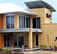 Strath Motel - Lightning Ridge Tourism