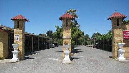 Angaston SA Lightning Ridge Tourism