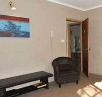 Alanvale Apartments  Motor Inn - Lightning Ridge Tourism