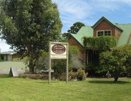 Aloft Boutique Accommodation - Lightning Ridge Tourism