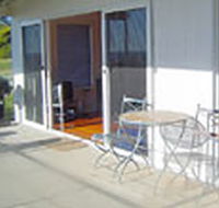 Bicheno on the Beach - Lightning Ridge Tourism
