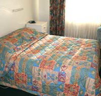 Claremont Hotel Motel - Lightning Ridge Tourism