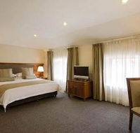 Clarion Hotel City Park Grand - Lightning Ridge Tourism