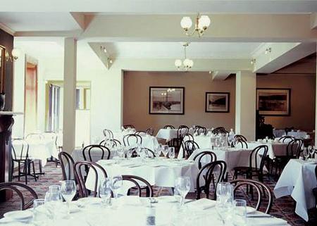 Clarion Hotel City Park Grand - Lightning Ridge Tourism 4