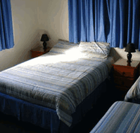 Waratah Hotel - Lightning Ridge Tourism