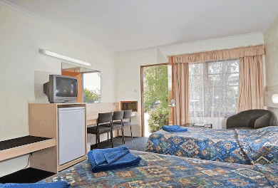 Martin Cash Motor Lodge - Lightning Ridge Tourism