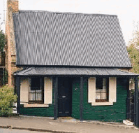Barrack Street Colonial Cottage - Lightning Ridge Tourism