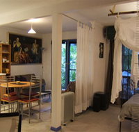 Abbazia Rainforest Studio - Lightning Ridge Tourism