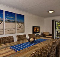 Airlie In Byron - Lightning Ridge Tourism