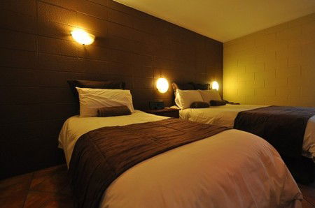 Hospitality Inn Port Hedland - Lightning Ridge Tourism 3