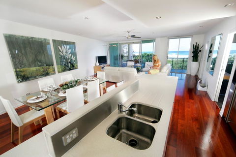 The Beach Cabarita - Lightning Ridge Tourism 3