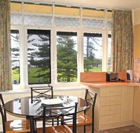 Bayview Apartments - Lightning Ridge Tourism