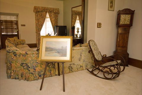 Angel's Rest Bed And Breakfast - Lightning Ridge Tourism 3