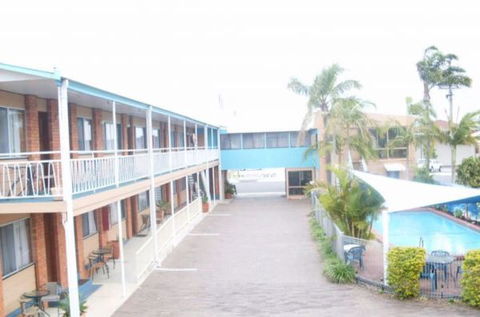 Pacific Motor Inn - Lightning Ridge Tourism 0